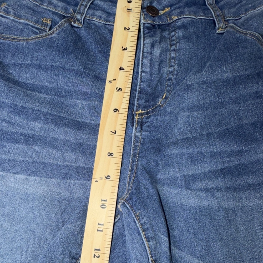 Zoe + Phoebe Denim Medium Wash Distressed High Rise Cropped Jeans Blue Women - Picture 5 of 10
